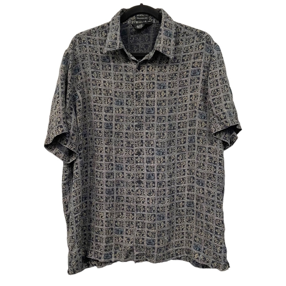 🌻3/$18 or 5/$25🌻J Ferrar Washable Silk Geo Print Short Sleeve Button Up Shirt